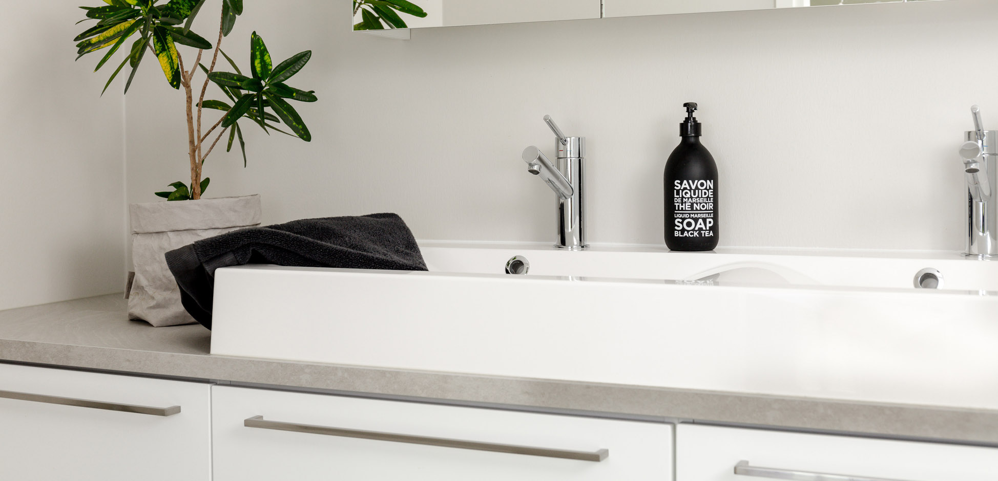 Esan Levykaluste kylpyhuone wc Otsoson Ulappa 1200-2.jpg