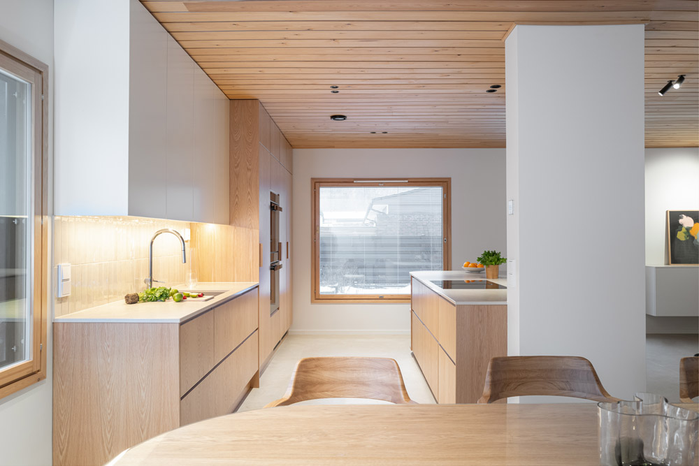 Muru Jauho Aava Aalto valkotammi Louhi Limestone satin-3.jpg