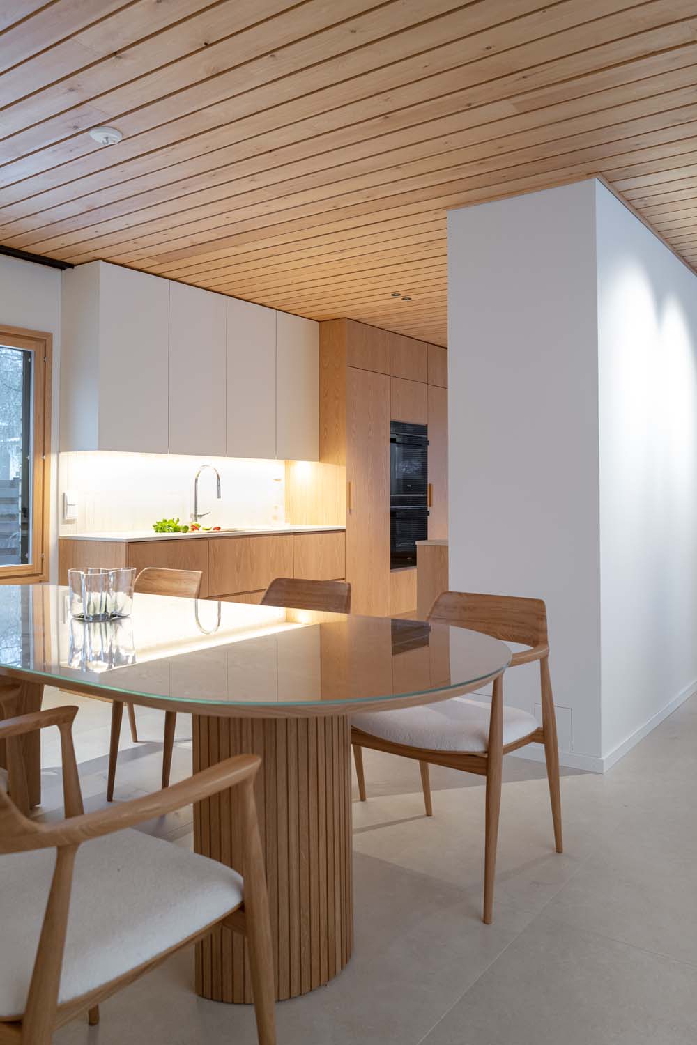 Muru Jauho Aava Aalto valkotammi Louhi Limestone satin-12.jpg