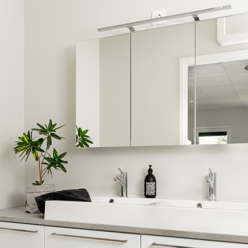 Esan Levykaluste Muru 16 Cubix 448 rst-look kylpyhuone wc.jpg