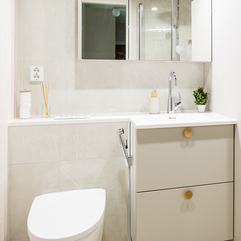 Esan Levykaluste HiMacs taso kylpyhuone wc.jpg