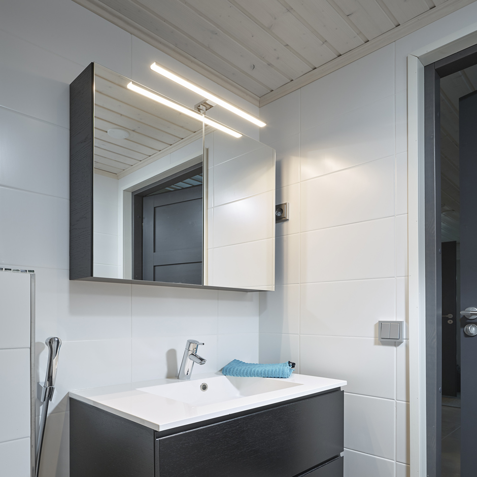 Esan Levykaluste Aalto 085 Musta tammi kylpyhuone wc.jpg